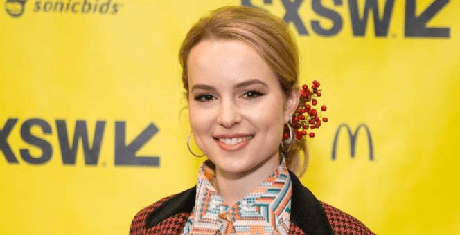 Bridgit Mendler Net Worth: Discovering Bridgit Mendler's Net Worth